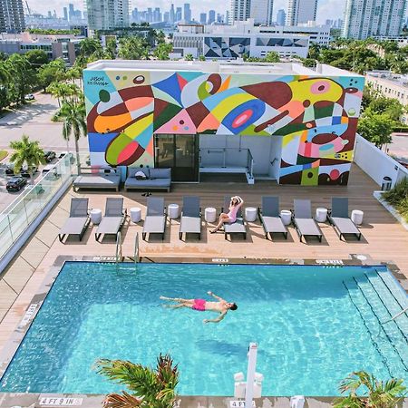 Upsun Hotel & Social Club Miami Beach Bagian luar foto