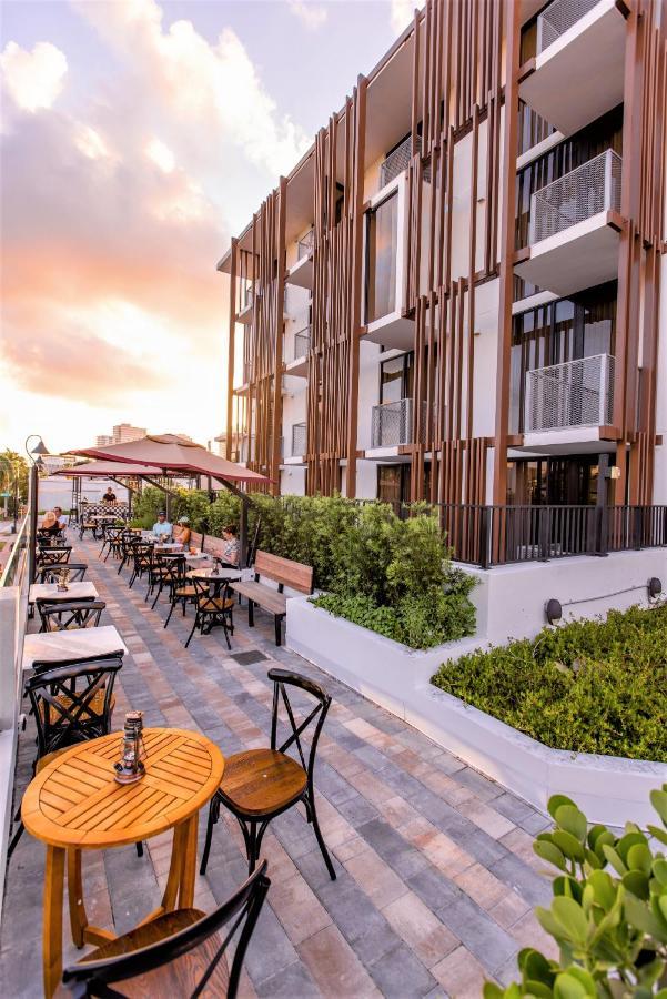 Upsun Hotel & Social Club Miami Beach Bagian luar foto