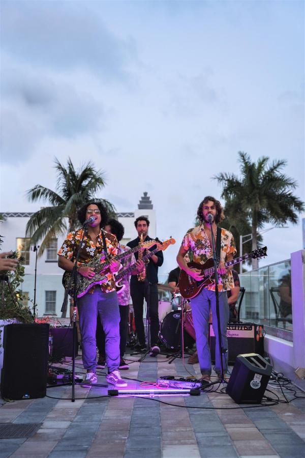 Upsun Hotel & Social Club Miami Beach Bagian luar foto