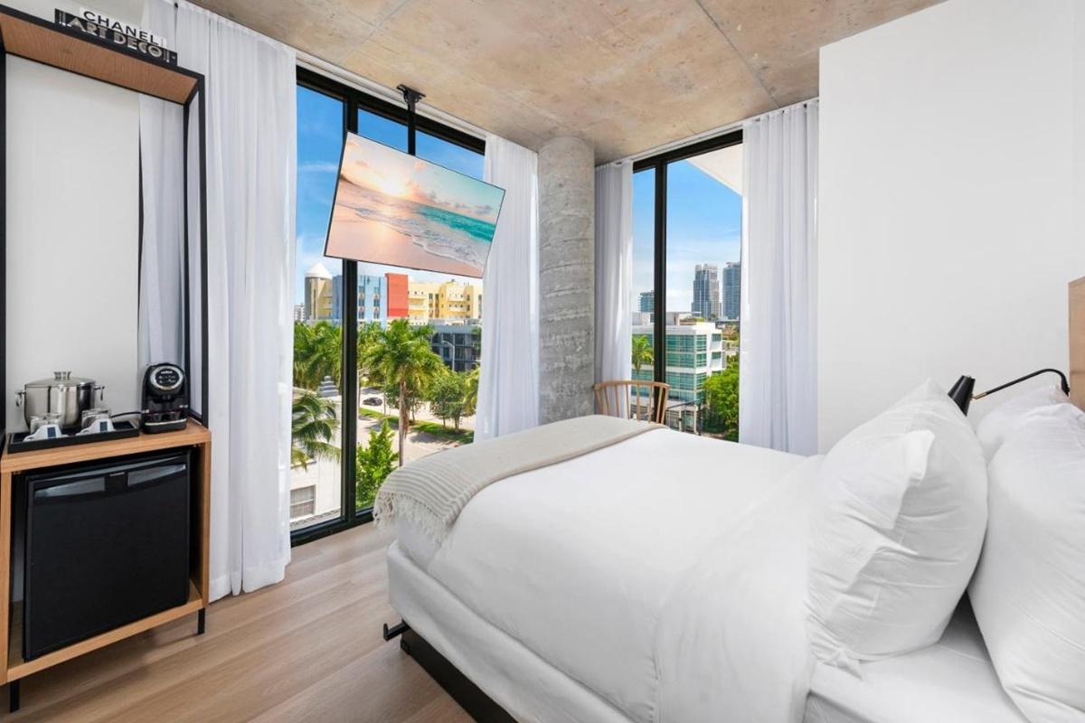 Upsun Hotel & Social Club Miami Beach Bagian luar foto